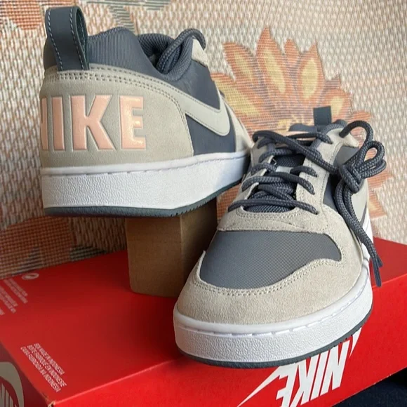 NIKE WMNS COURT BOROUGH LOW PREMIUM
ARMORY BLUE/PURE PLATINUM SNEAKRS
861533 400 - Picture 10 of 16